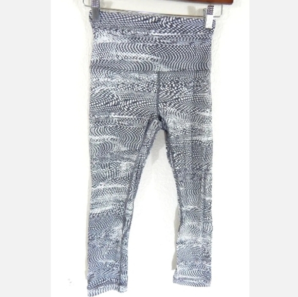 Lululemon Align 21" Crop Swerve Vapor Metal Gray - Picture 1 of 4